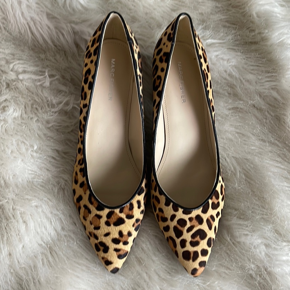 Marc Fisher Mana Leopard pointed toe block heel Black Brown Calf Hair. NWOB sz 8